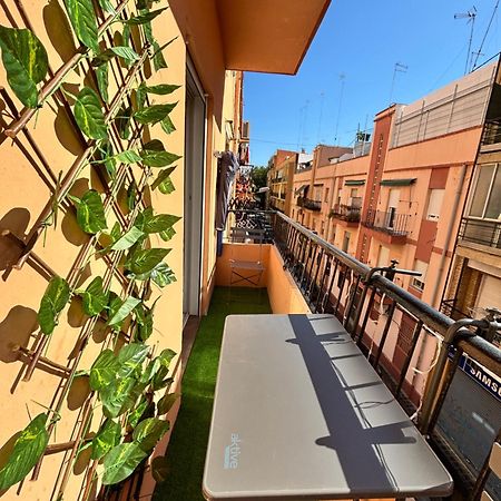 Cute And Cosy Apartment Valencia Exteriör bild